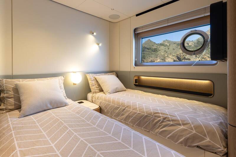 Twin guest cabin