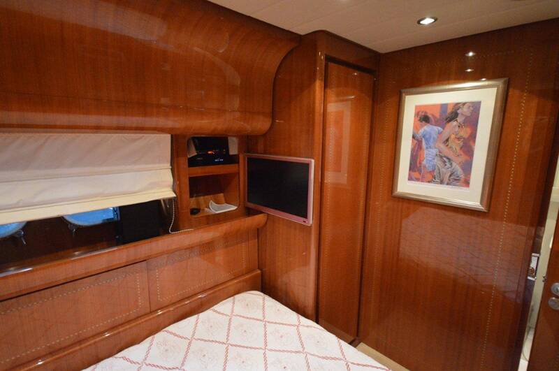 Guest cabin