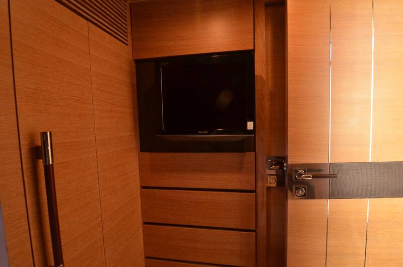 Guest cabin