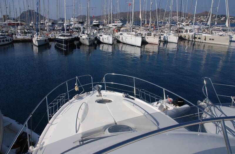 Sunbathing area on the bow