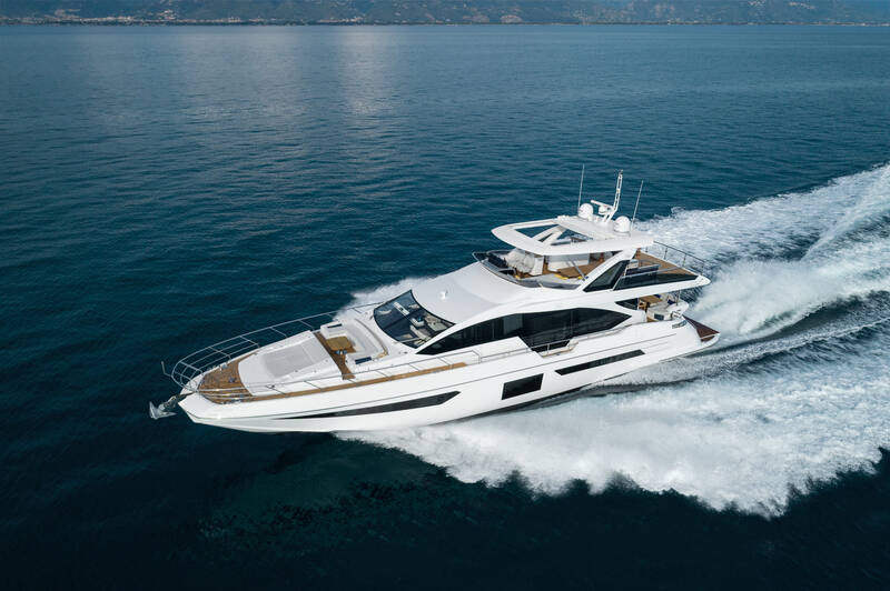 Екстер'єр Azimut Grande 25 METRI