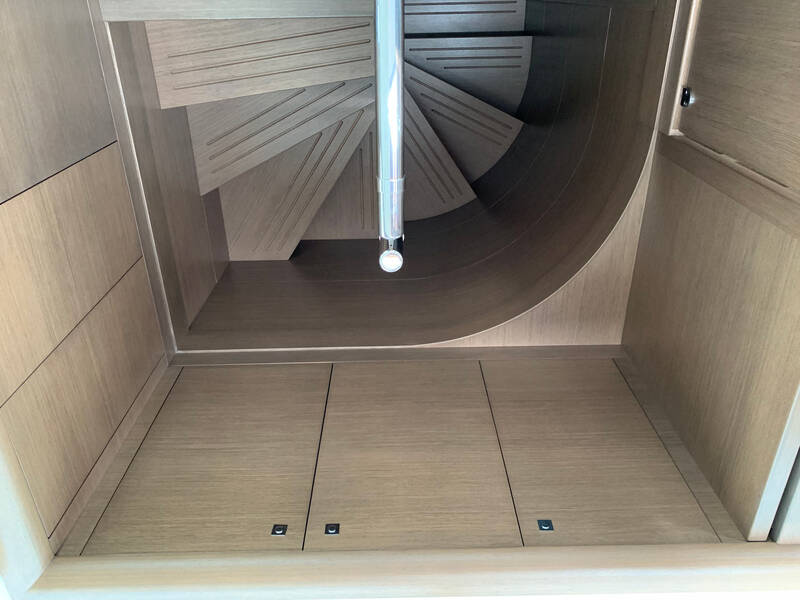 Steps to lower deck