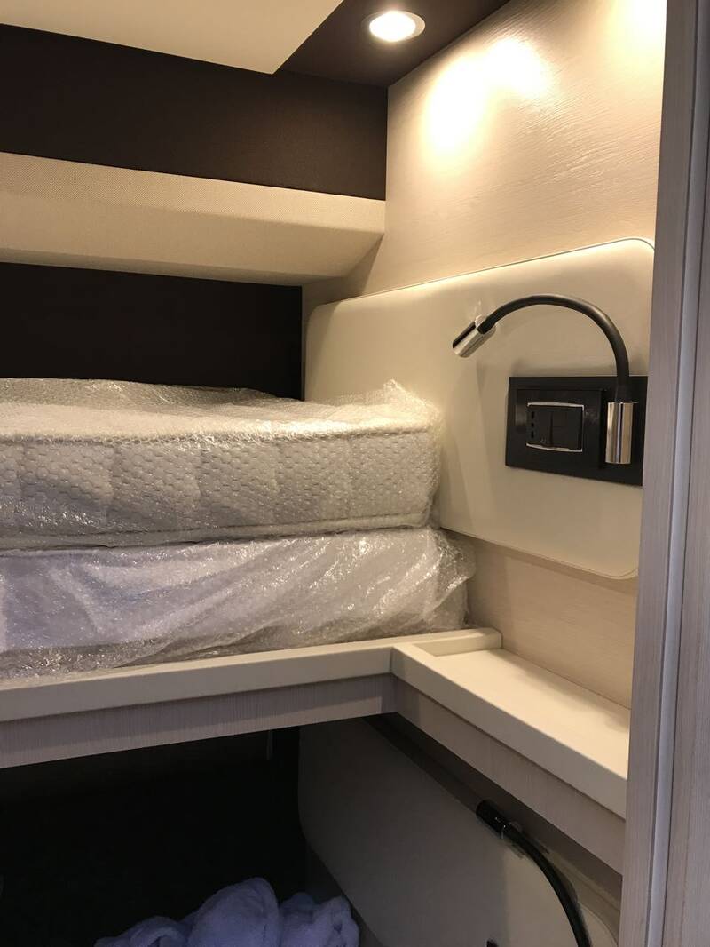 Azimut 66 2017