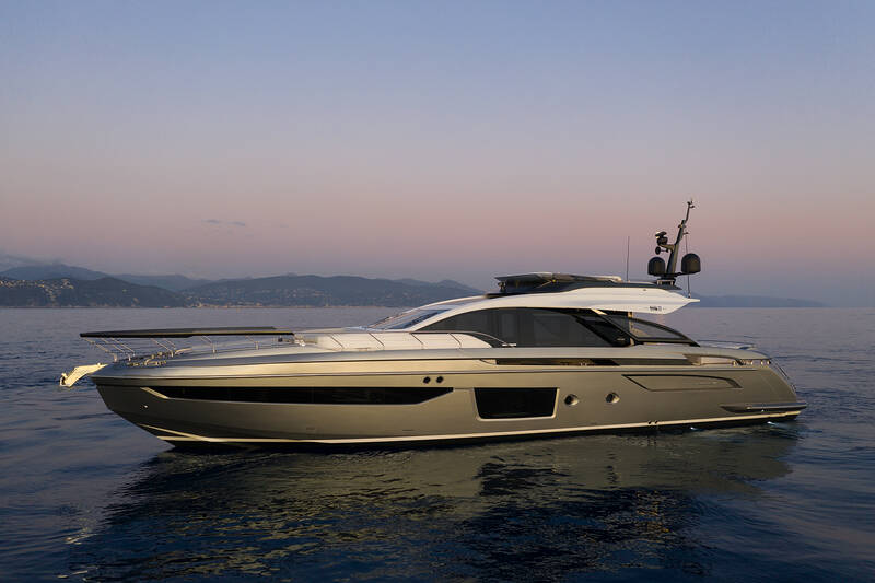 Екстер'єр Azimut S8