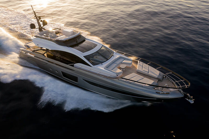 Екстер'єр Azimut S8