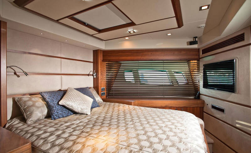 Bow cabin