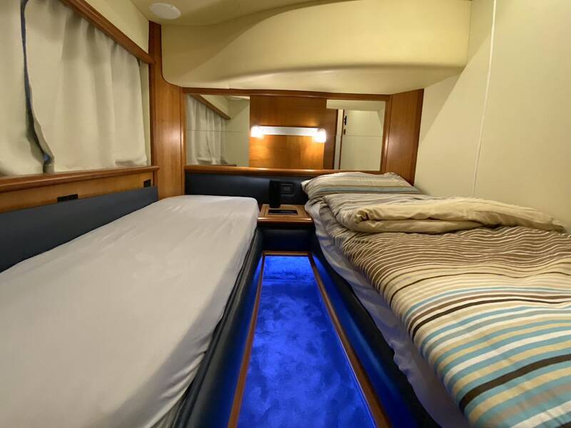 Guest cabin