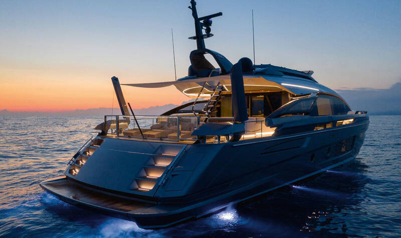 Екстер'єр Azimut Grande S10