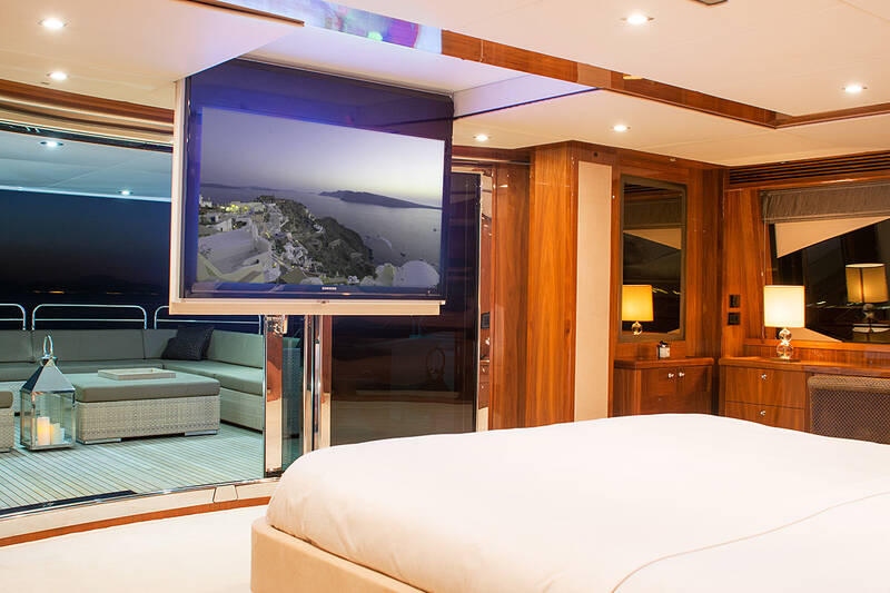 Master cabin on upper deck