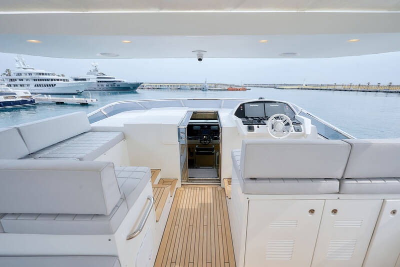 Sun deck