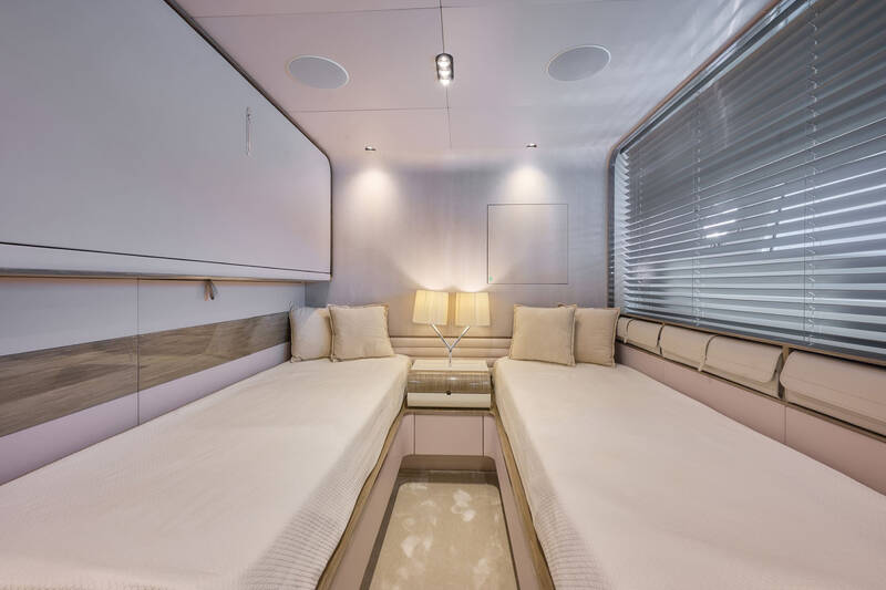 Guest cabin