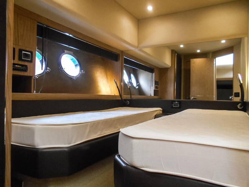 Guest cabin